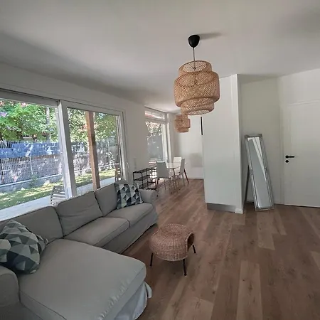 Foevi Διαμέρισμα *