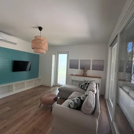 Διαμέρισμα Foevi Balatonudvari